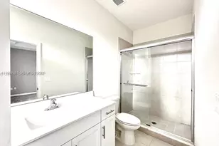 20800 NE 5th Ct, Miami, FL 33179 - Photo 17