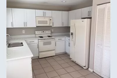 9721 SW 155 Av, Miami, FL 33196 - Photo 3