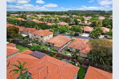 1740 NE 36th Ave, Homestead, FL 33033 - Photo 5