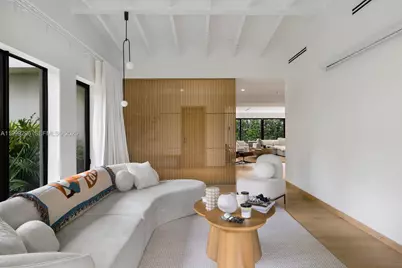 70 Samana Dr, Miami, FL 33133 - Photo 9