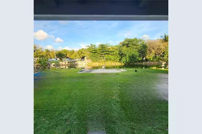 3325 S Lake Dr, Miami, FL 33155 - Photo 5