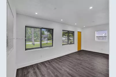 6420 SW 22nd Ct, Miramar, FL 33023 - Photo 5