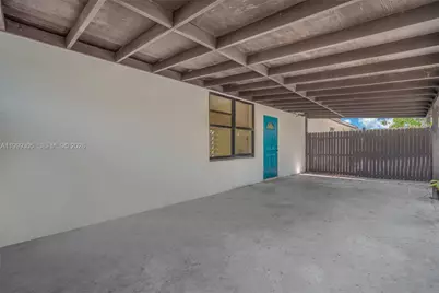 7022 SW 19th Ct, North Lauderdale, FL 33068 - Photo 29