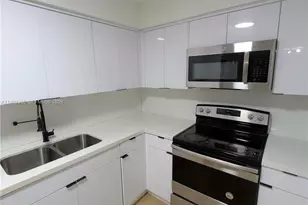 7022 SW 19th Ct, North Lauderdale, FL 33068 - Photo 3