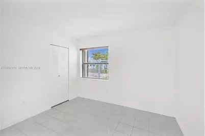 685 W Park Dr #206-11, Miami, FL 33172 - Photo 19