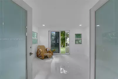 1137 SW 8th Ave, Fort Lauderdale, FL 33315 - Photo 3