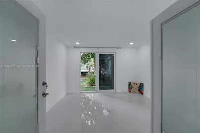 1137 SW 8th Ave, Fort Lauderdale, FL 33315 - Photo 5