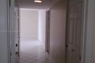 17275 Collins Ave, Sunny Isles Beach, FL 33160 - Photo 31