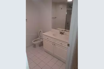 17275 Collins Ave #801, Sunny Isles Beach, FL 33160 - Photo 45