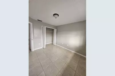 2527 W 76th St #208, Hialeah, FL 33016 - Photo 17