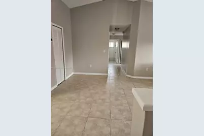 2527 W 76th St #208, Hialeah, FL 33016 - Photo 19