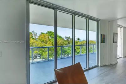 720 NE 62nd St #404, Miami, FL 33138 - Photo 5