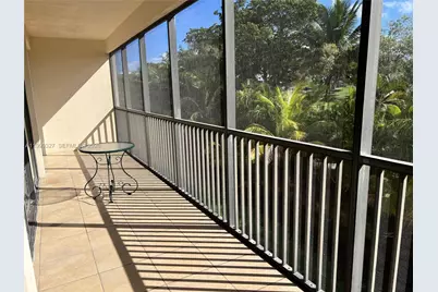 20335 W Country Club Dr #206, Aventura, FL 33180 - Photo 27