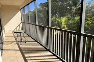 20335 W Country Club Dr, Aventura, FL 33180 - Photo 27