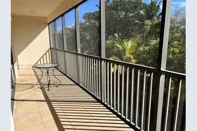 20335 W Country Club Dr #206, Aventura, FL 33180 - Photo 27