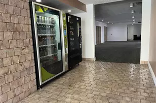 20335 W Country Club Dr, Aventura, FL 33180 - Photo 35