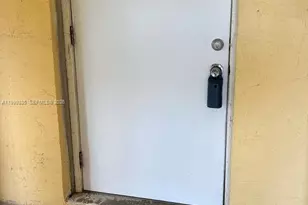 7410 SW 82nd St, Miami, FL 33143 - Photo 7