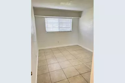 7410 SW 82nd St #K103, Miami, FL 33143 - Photo 5