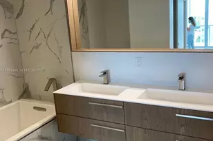 9521 E Bay Harbor Dr, Bay Harbor Islands, FL 33154 - Photo 9