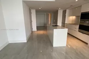 9521 E Bay Harbor Dr, Bay Harbor Islands, FL 33154 - Photo 5