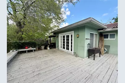 1581 SW 27th Ter, Fort Lauderdale, FL 33312 - Photo 5