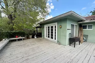 1581 SW 27th Terrace, Fort Lauderdale, FL 33312 - Photo 5