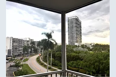 300 Diplomat Pkwy #505, Hallandale Beach, FL 33009 - Photo 11
