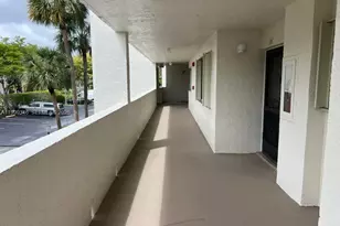 3186 Via Poinciana, Lake Worth, FL 33467 - Photo 29