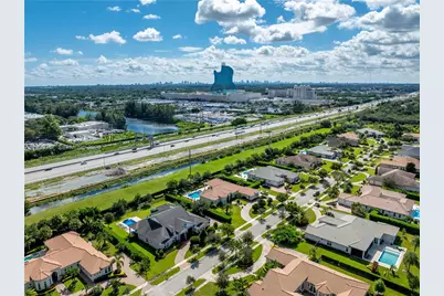 4950 E Sterling Ranch Cir, Davie, FL 33314 - Photo 61