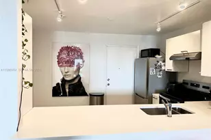 1020 Meridian Ave, Miami Beach, FL 33139 - Photo 3