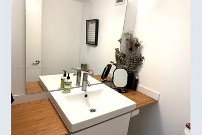 1020 Meridian Ave #806, Miami Beach, FL 33139 - Photo 11