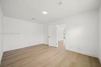 3061 NW 2nd St, Fort Lauderdale, FL 33311 - Photo 9