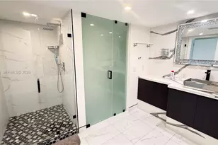 19707 Turnberry Way, Aventura, FL 33180 - Photo 11