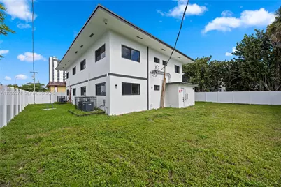 630 NE 166th St #3, Miami, FL 33162 - Photo 33