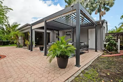 911 SW 51st Ave, Plantation, FL 33317 - Photo 21