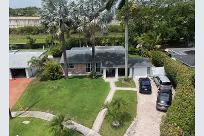911 SW 51st Ave, Plantation, FL 33317 - Photo 3