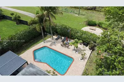 911 SW 51st Ave, Plantation, FL 33317 - Photo 23