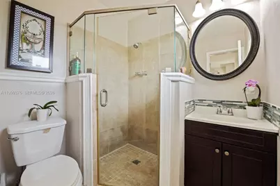 911 SW 51st Ave, Plantation, FL 33317 - Photo 15