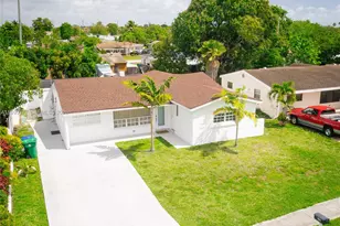 7031 SW 27th Ct, Miramar, FL 33023 - Photo 3