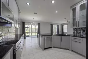 4207 W Whitewater Ave, Weston, FL 33332 - Photo 13