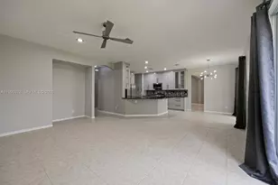 4207 W Whitewater Ave, Weston, FL 33332 - Photo 15