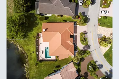 7709 NW 87th Ave, Tamarac, FL 33321 - Photo 11