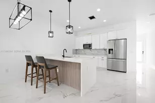 1024/1026 Diplomat Pkwy E, Cape Coral, FL 33909 - Photo 5