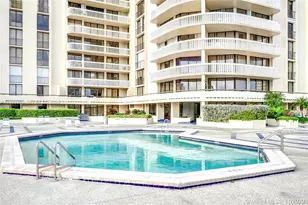 19355 Turnberry Way, Aventura, FL 33180 - Photo 21