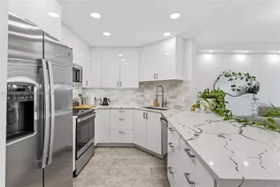 340 Sunset Dr #407, Fort Lauderdale, FL 33301 - Photo 1