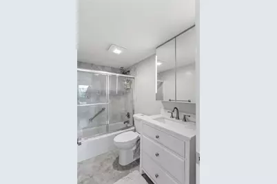 340 Sunset Dr #407, Fort Lauderdale, FL 33301 - Photo 27