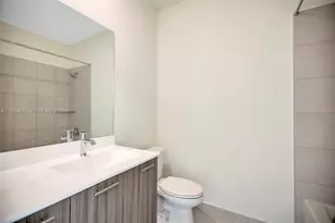 8265 NW 41st St, Doral, FL 33166 - Photo 19