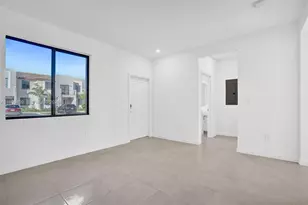 8265 NW 41st St, Doral, FL 33166 - Photo 35
