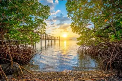 104 Ocean Estates Dr, Fort Pierce, FL 34949 - Photo 5