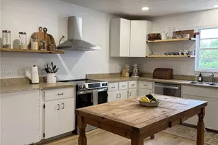 625 Whippoorwill Terrace, West Palm Beach, FL 33411 - Photo 13